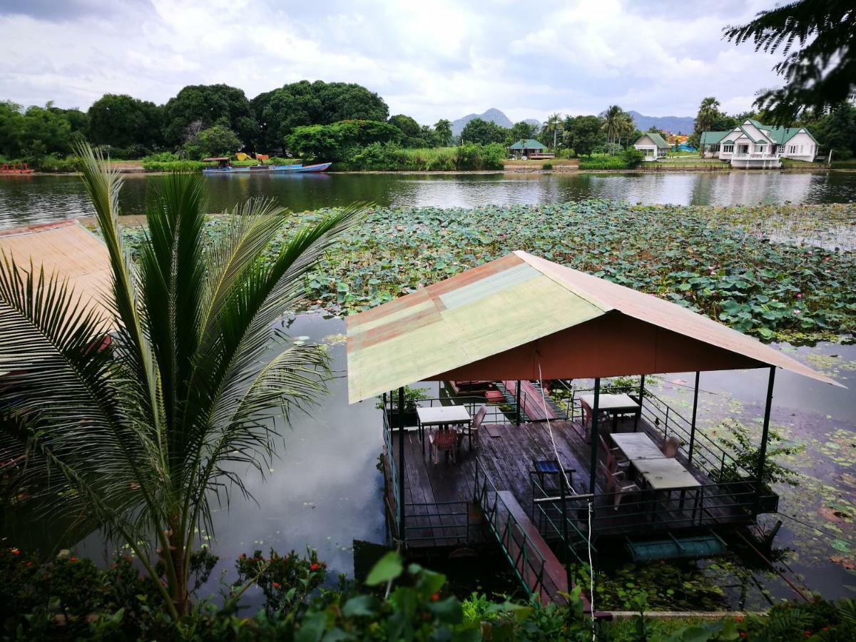 Smiley Frog Apartment Kanchanaburi Exterior photo